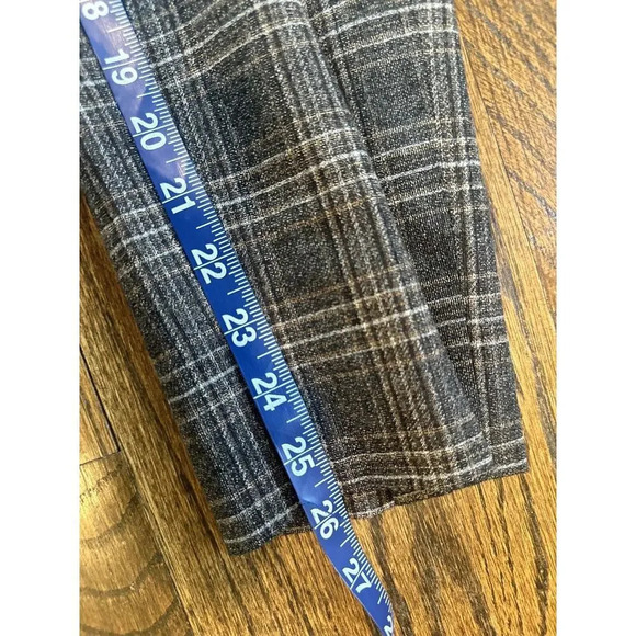 Theory Womens Slim Cropped Pant in Plaid Wool Size 8 1087 - Picture 8 of 11